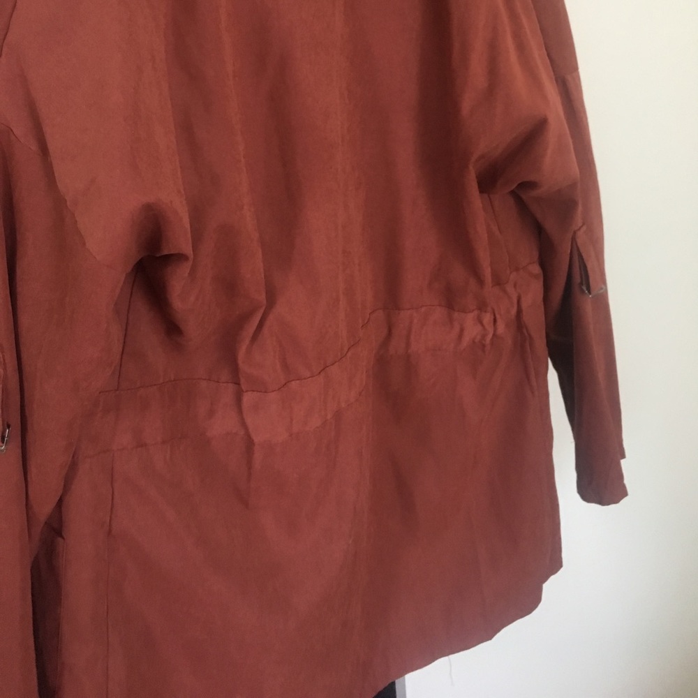 Jacket. - Picture 4 of 4